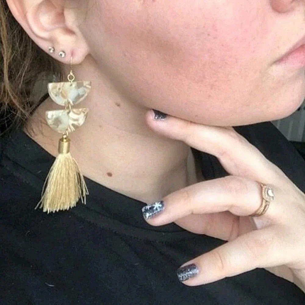 Boho Tassel Dangle Earrings Neutral Beige Acrylic Resin Statement Festival 💖
